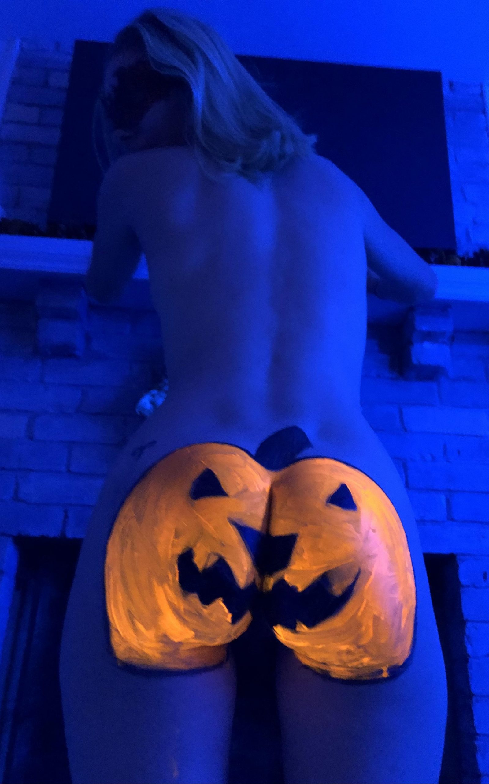 My 34y/o MIL Butt Is Super Excited For Halloween